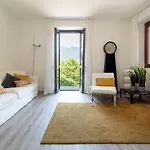 L Apartment